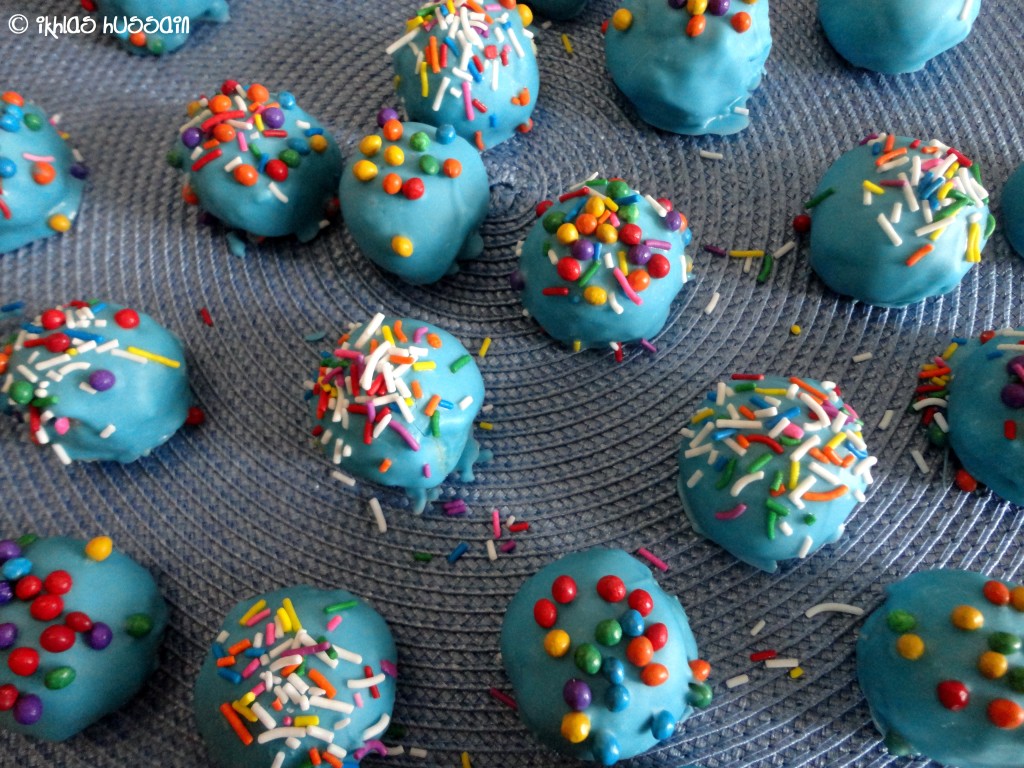 Vanilla Cake Balls