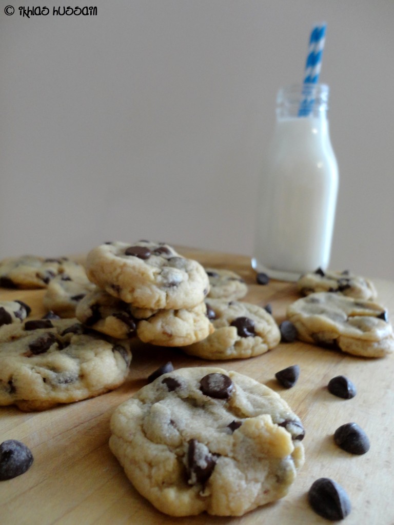 Ultimate Chewy Chocolate Chip Cookie