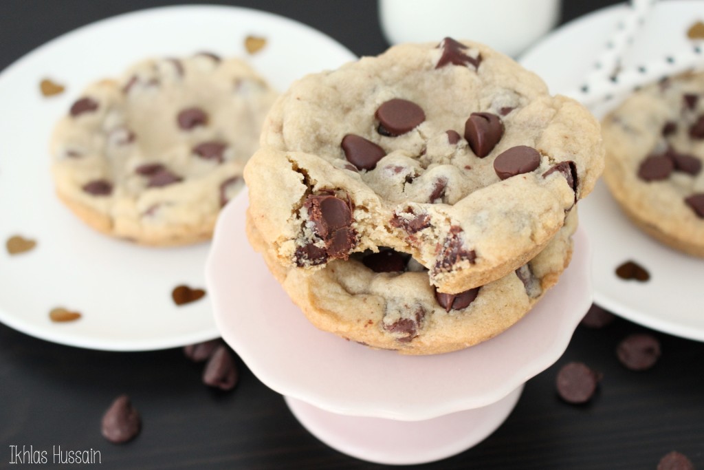 Deep Dish Chocolate Chip Cookies