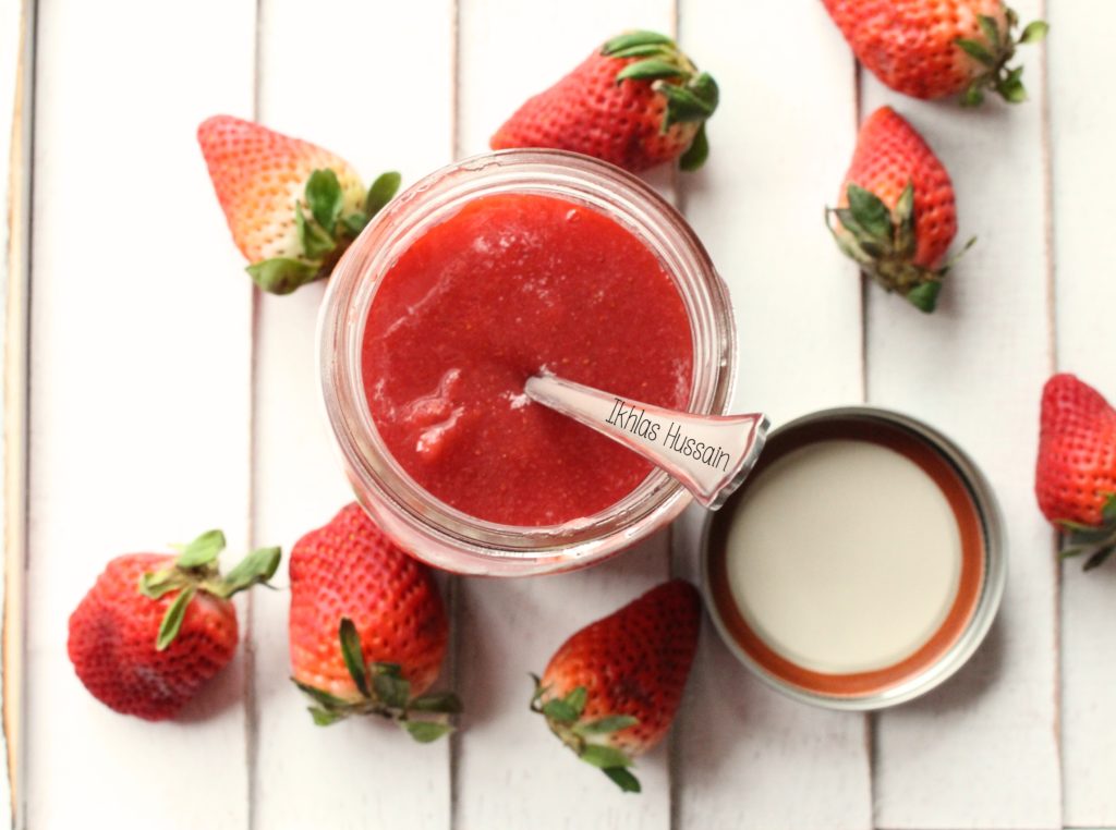 Homemade Strawberry Sauce